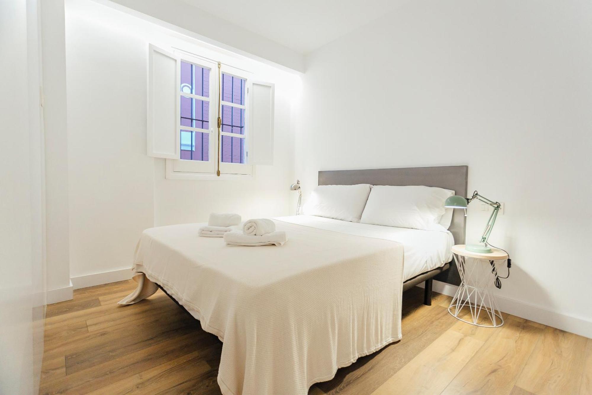 Appartamento Decorated And Renovated- 2Bd 2Bth- Center Siviglia Esterno foto